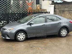 Toyota Corolla LE Premium 4dr Sedan (1.8L 4cyl CVT) 2014 Gray