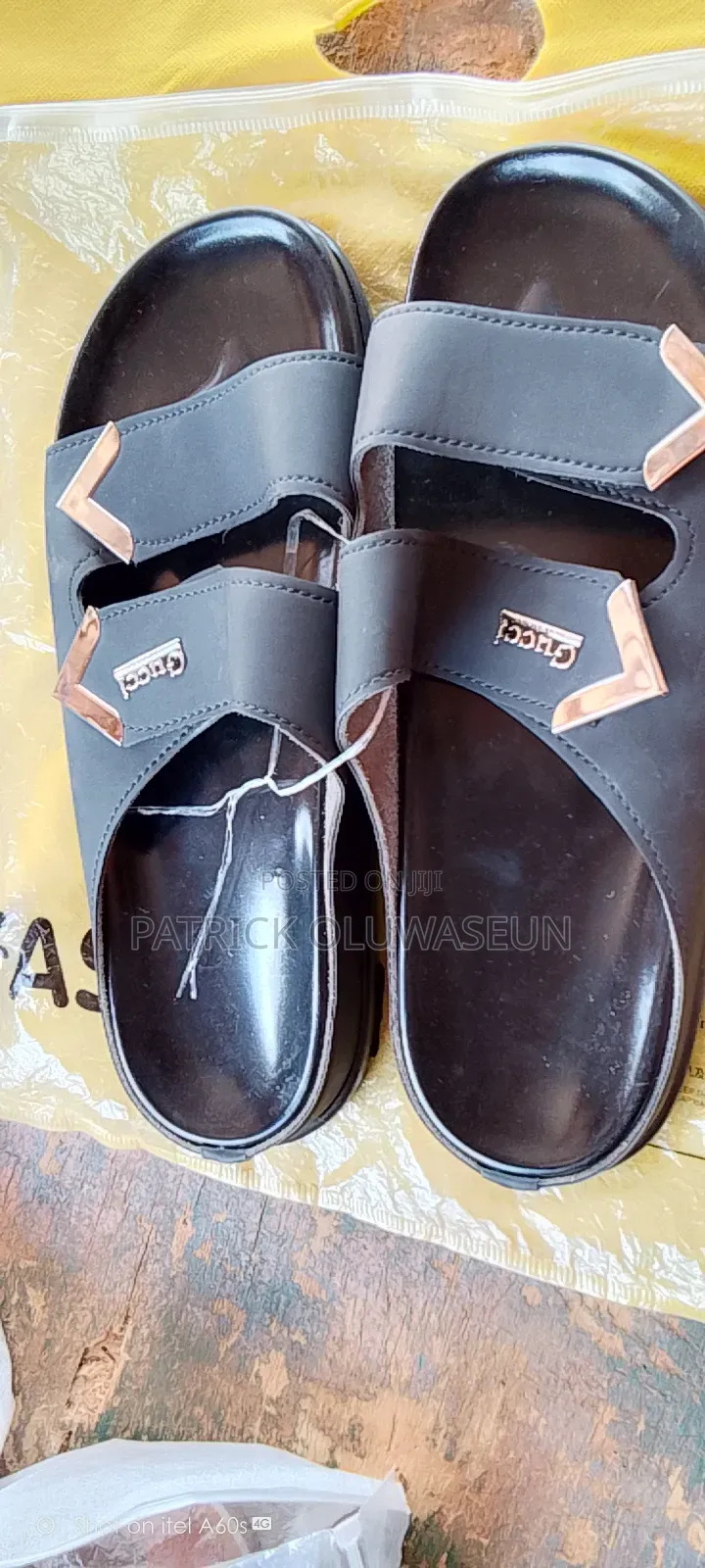 I Sells Quality Shoes