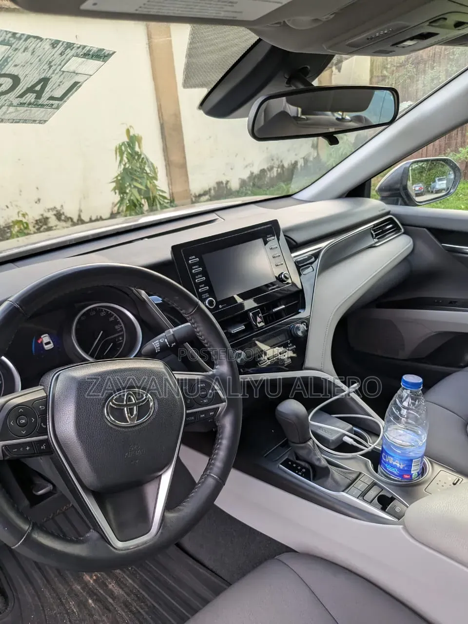 Toyota Camry 2024 Silver
