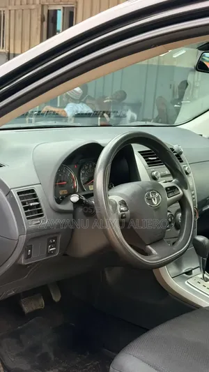 Toyota Corolla 2012 Black