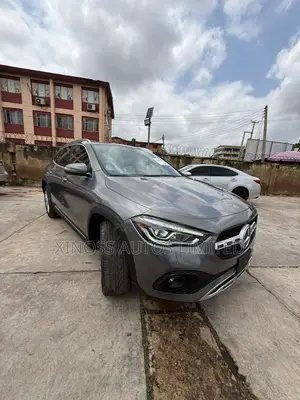 Mercedes-Benz GLA-Class 2021 Gray