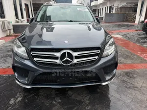 Mercedes-Benz GLE-Class 2016 Gray