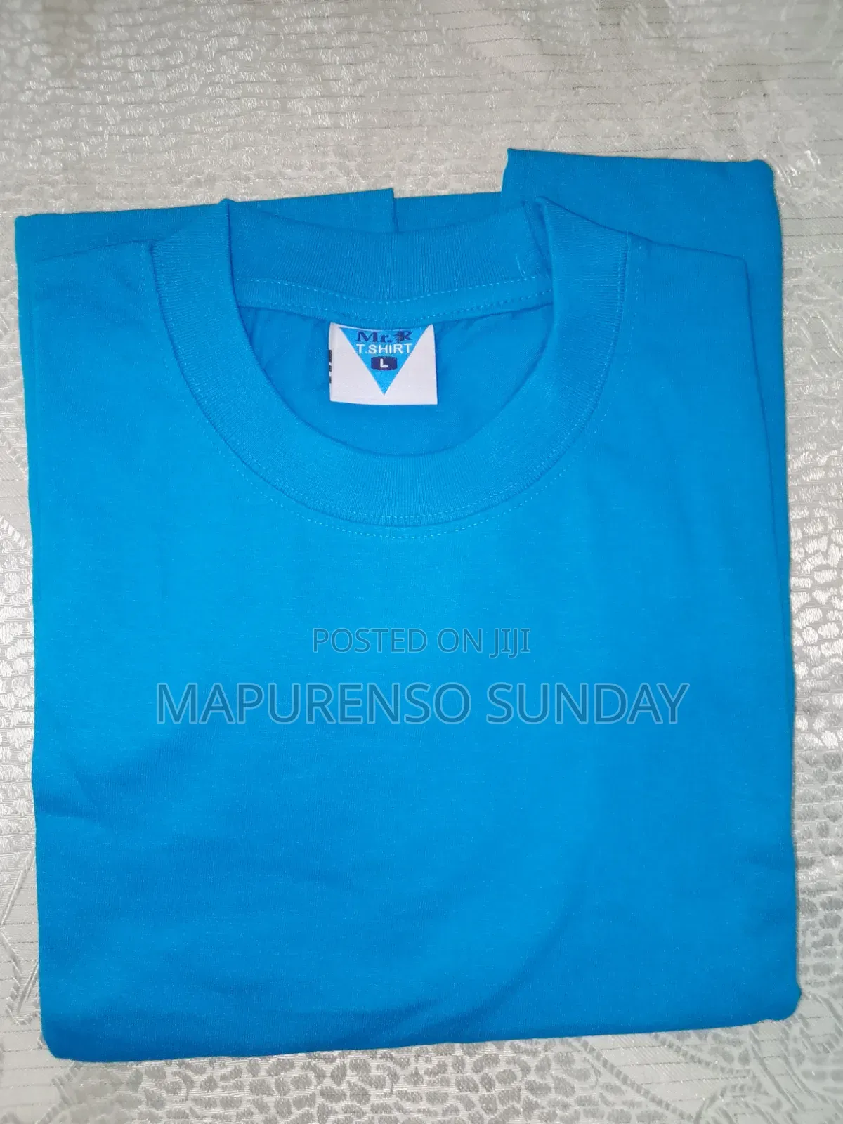 Mr. R T. Shirt