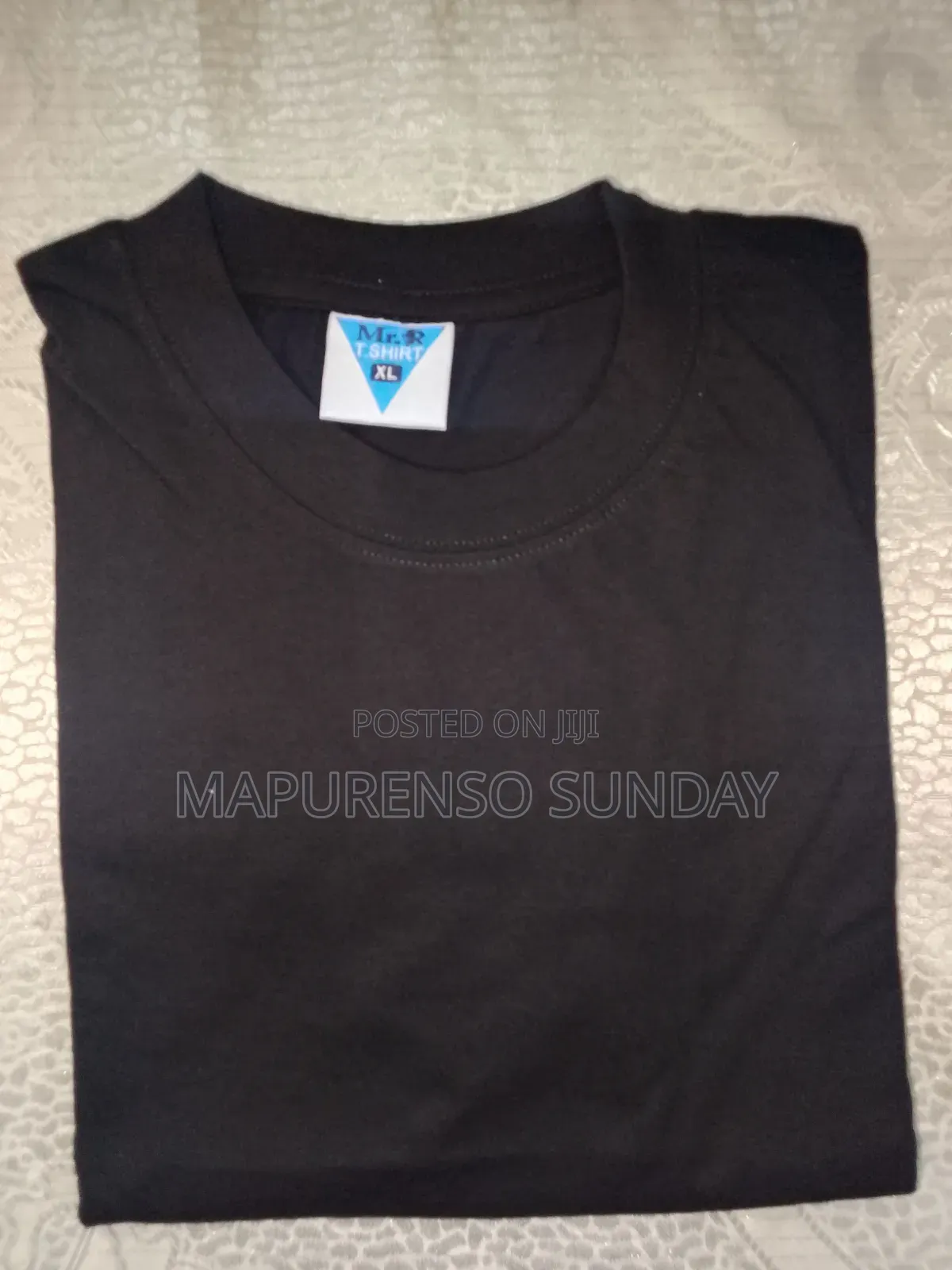 Mr. R T. Shirt