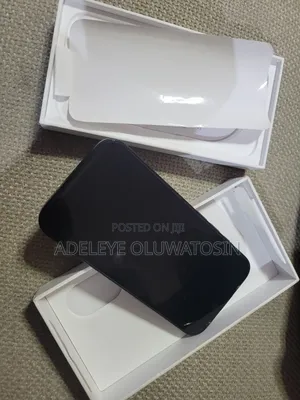 New Apple iPhone 16 128 GB Black