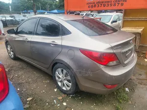 Hyundai Accent 2013 Brown