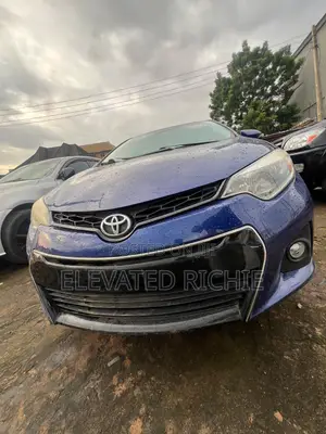 Toyota Corolla 2015 Blue