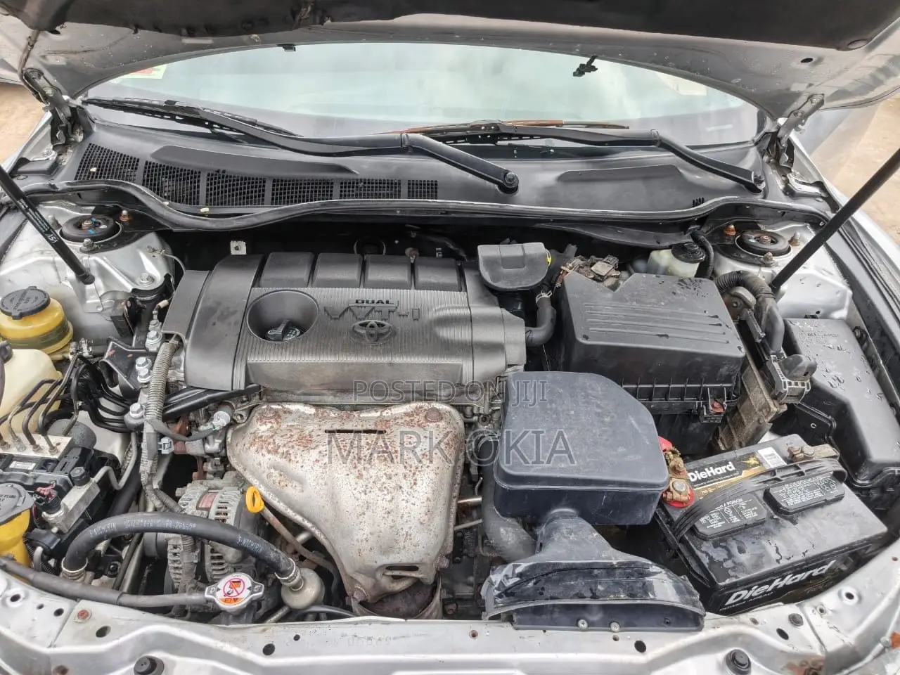 Toyota Camry 2010 Silver