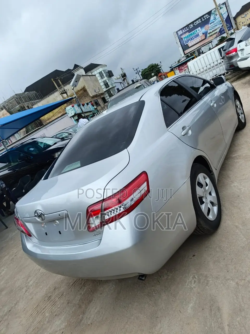 Toyota Camry 2010 Silver