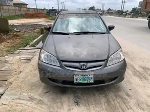 Honda Civic 2005 Gray