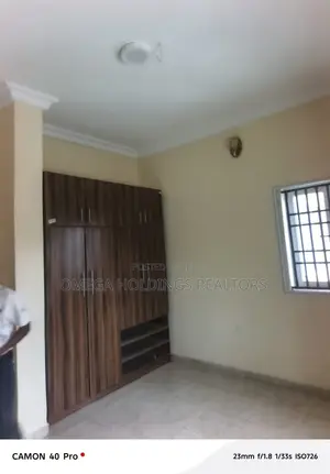 3bdrm Block of Flats in Akala Estate, Akobo for rent