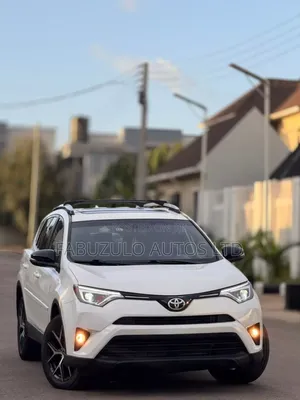 Toyota RAV4 SE AWD (2.5L 4cyl 6A) 2016 White