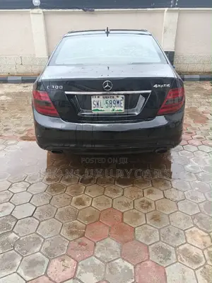 Mercedes-Benz C300 2008 Black