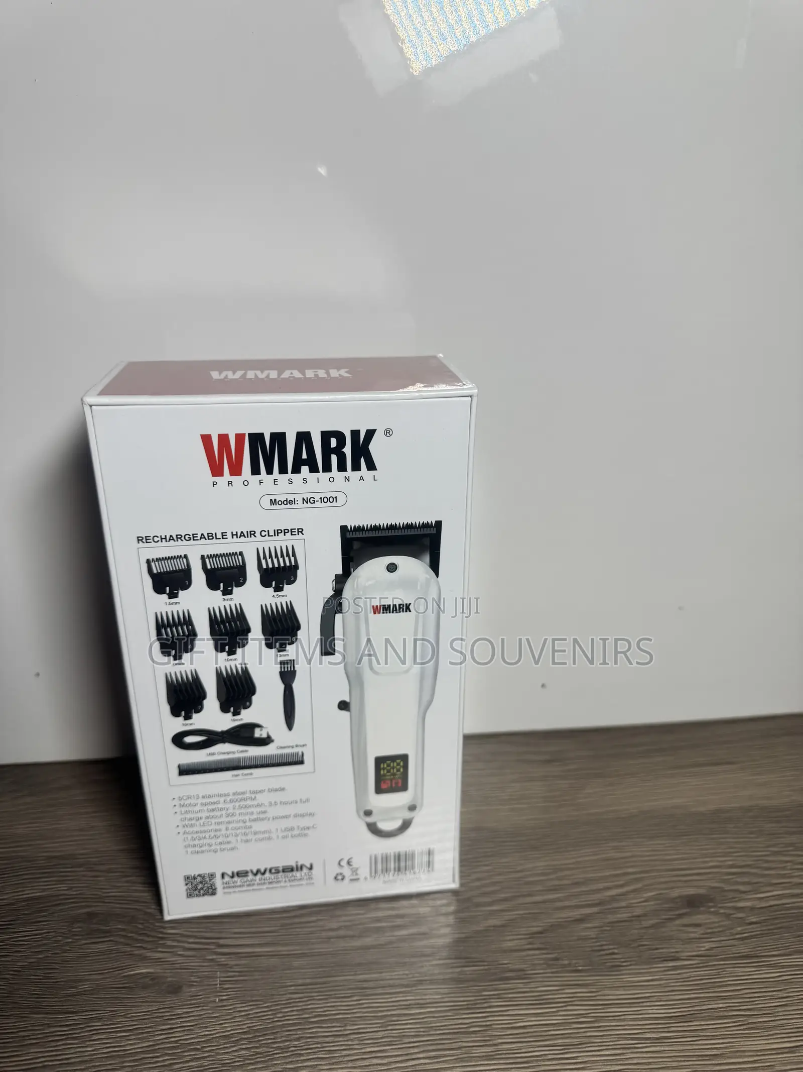 W Mark Clipper