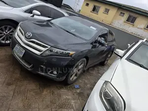 Toyota Venza 2010 Black
