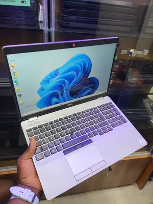 Laptop Dell Precision 3550 16GB Intel Core i7 SSD 256GB