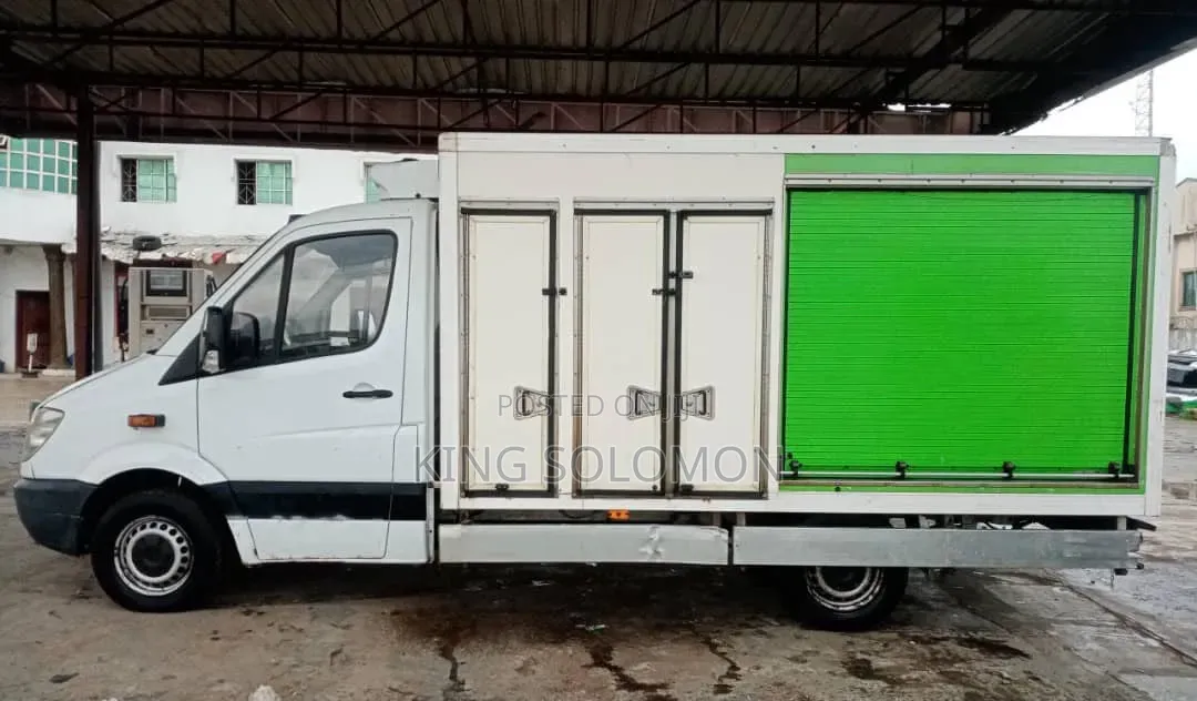 Mercedes-Benz Sprinter 2009 White