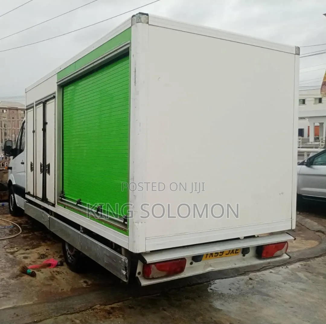 Mercedes-Benz Sprinter 2009 White