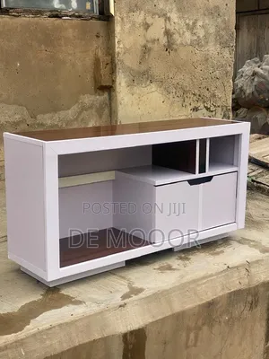 TV Shelf/Stand