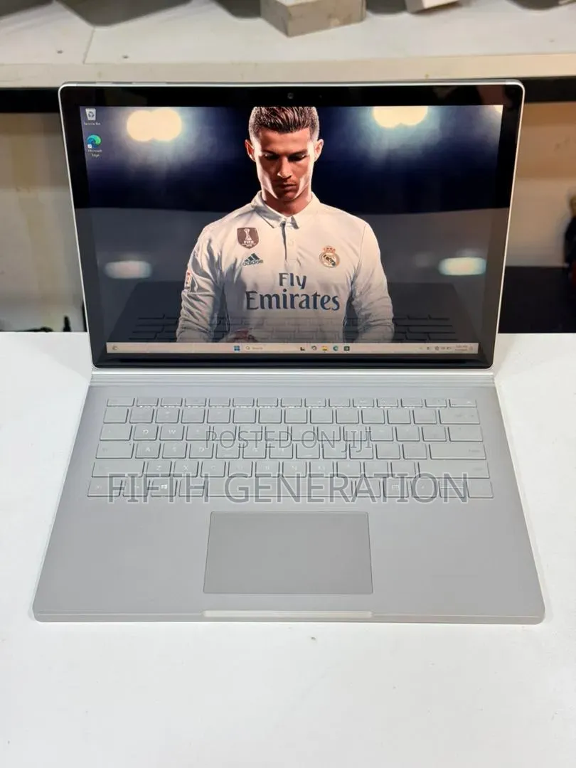 Laptop Microsoft Surface Book 2 16GB Intel Core i7 SSD 1T