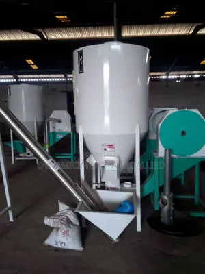 Hammer Mill, Conveyor and Grinder