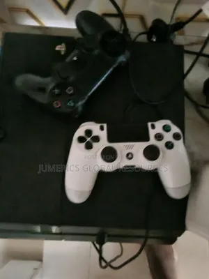 Playstaion 4 Slim