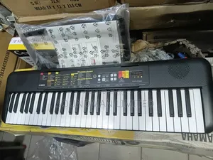 Yamaha PSR-F52 61 Keys Entry Level Keyboard