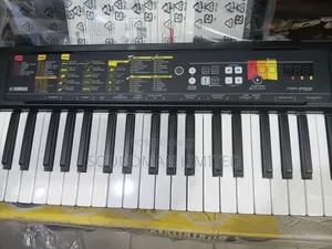 Yamaha PSR-F52 61 Keys Entry Level Keyboard