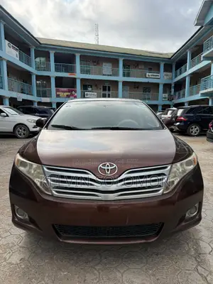 Toyota Venza AWD 2012 Brown