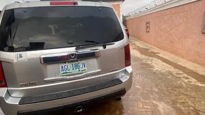Honda Pilot 2010 Silver