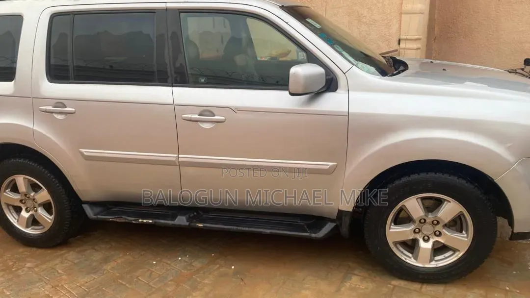 Honda Pilot 2010 Silver
