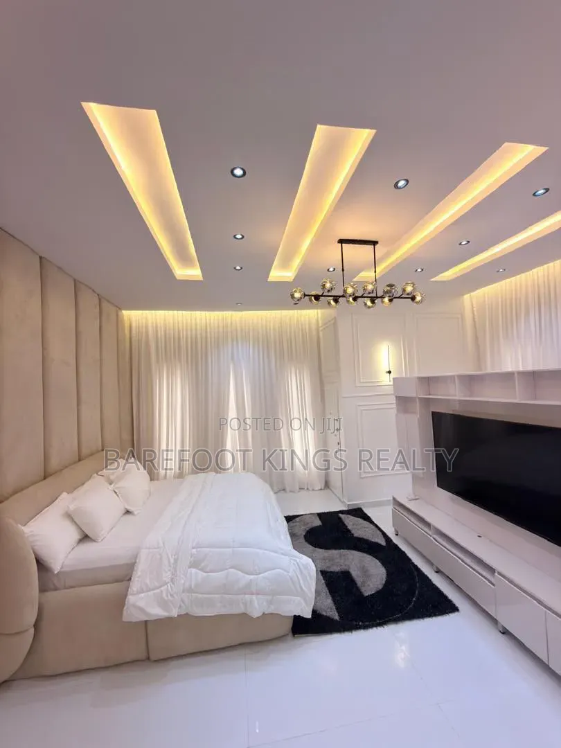 Luxury 3Bedroom Apartment