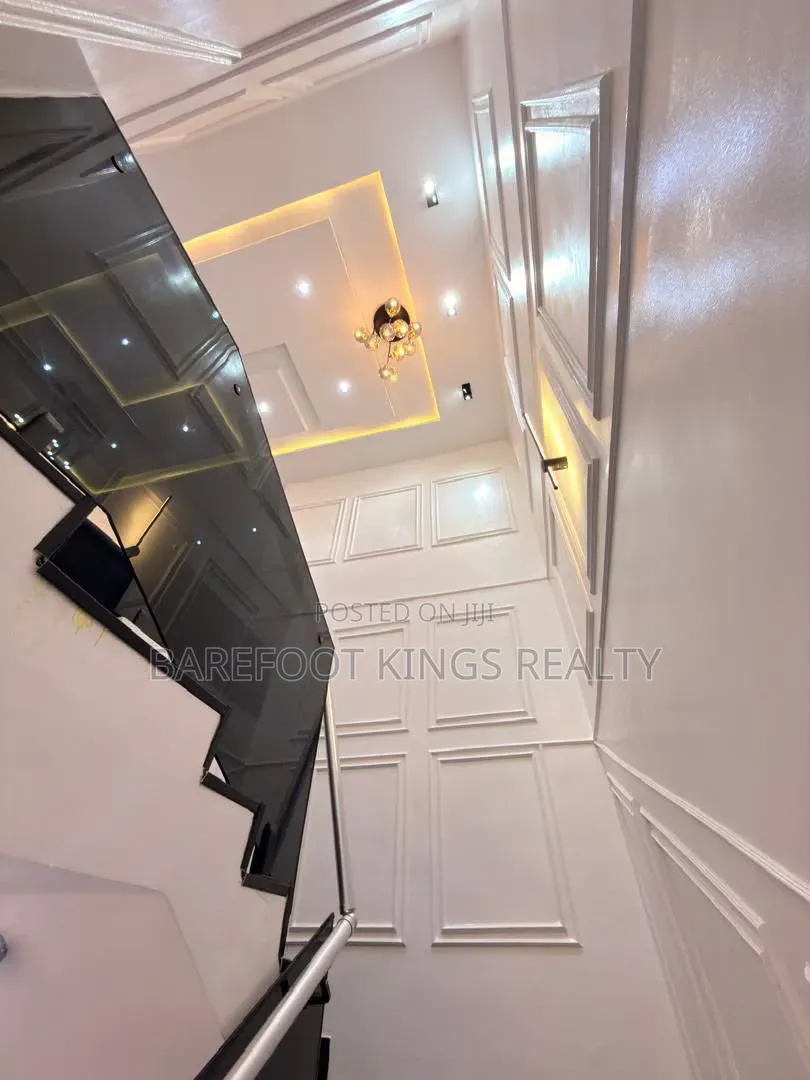 Luxury 3Bedroom Apartment