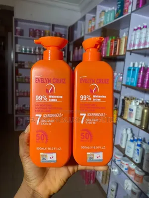 Evelyn Cruiz 99% Whitening Lotion
