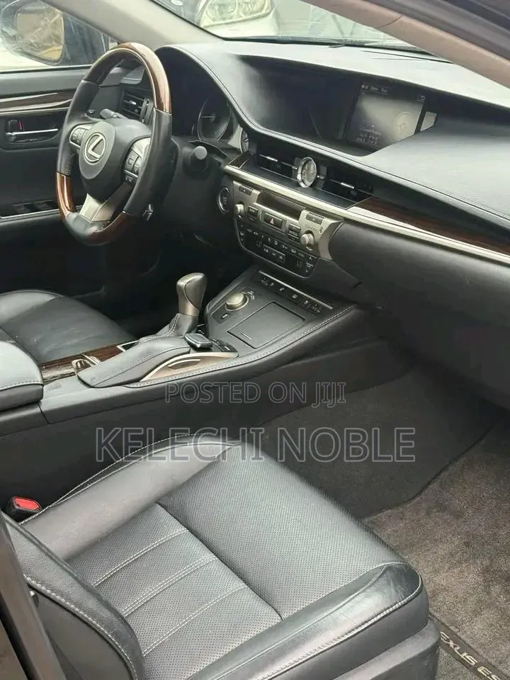 Lexus ES 2016 Black
