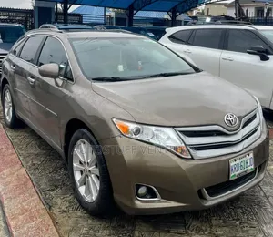 Toyota Venza 2011 Brown