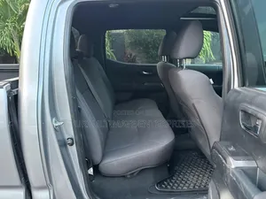 Toyota Tacoma 2017 Gray