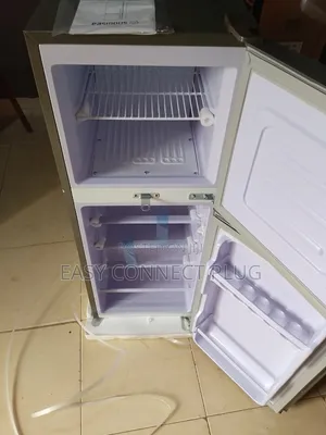 Standard 120L Refrigerator (Snowsea) Silver - BCD 166.