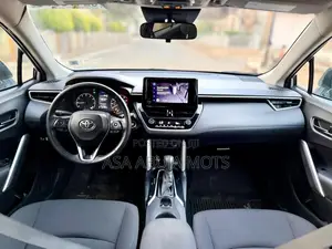 Toyota Corolla Cross 2023 Gray