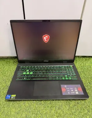 Laptop MSI 16GB Intel Core i7 SSD 1T