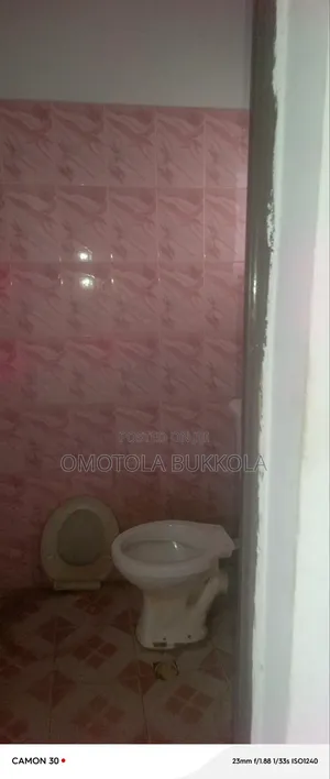 Studio Apartment in Akins Estate, Ado / Ajah for rent