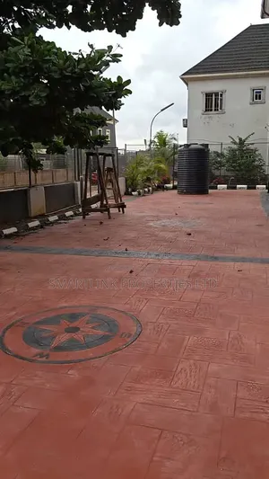 4bdrm Duplex in Dawaki Abuja for sale