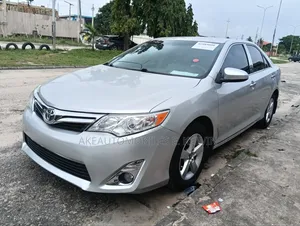 Toyota Camry 2012 Silver