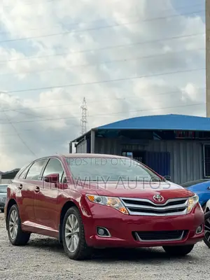 Toyota Venza LE 2015 Red