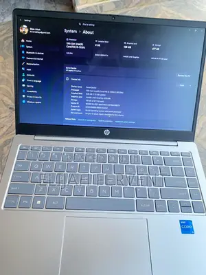 Laptop HP 14-ep0063 8GB Intel Core i5 HDD 500GB