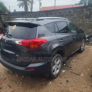 Toyota RAV4 2015 Gray