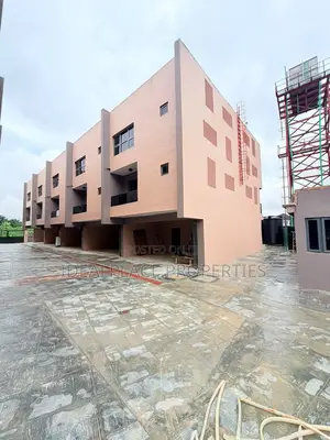 4bdrm Townhouse/Terrace in Alaka Estate for sale