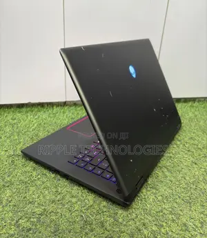 Laptop Alienware M16 R2 16GB Intel Core Ultra 7 SSD 1T
