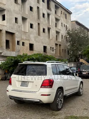 Mercedes-Benz GLK-Class 350 4MATIC 2014 White