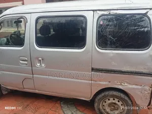 Suzuki Every 2010 Silver